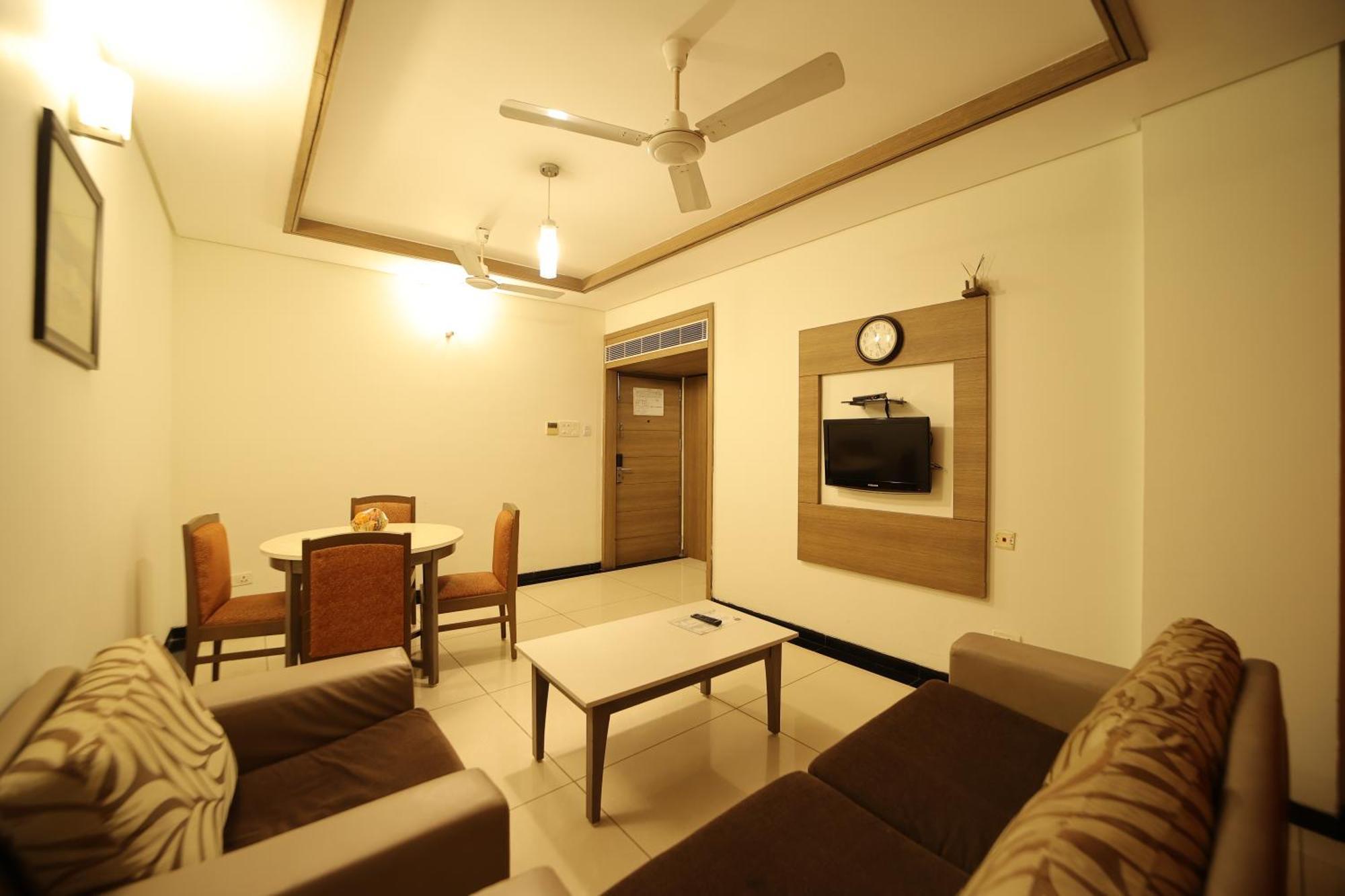 Clinton Park Inn Velankanni Exteriér fotografie