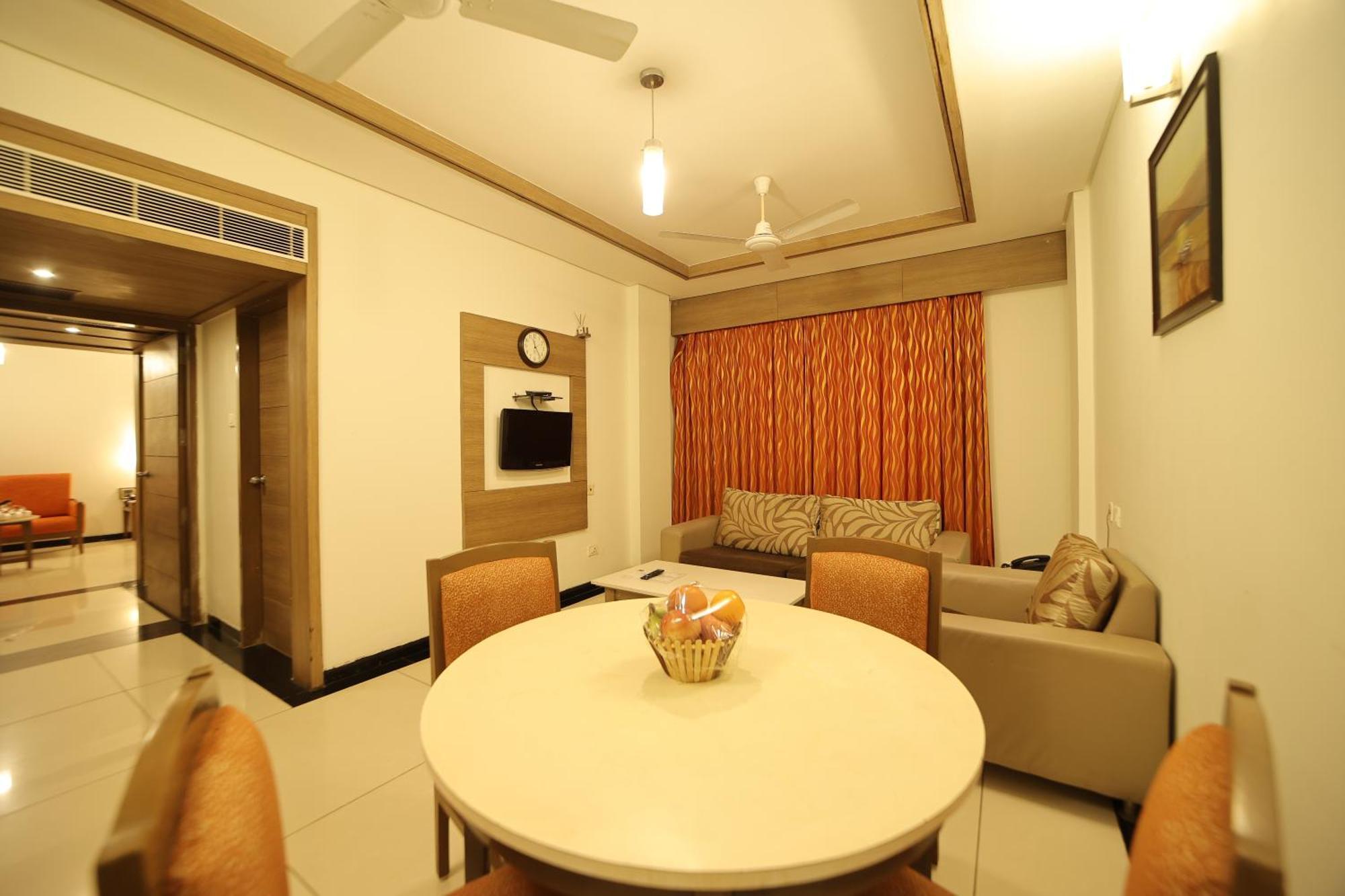 Clinton Park Inn Velankanni Exteriér fotografie