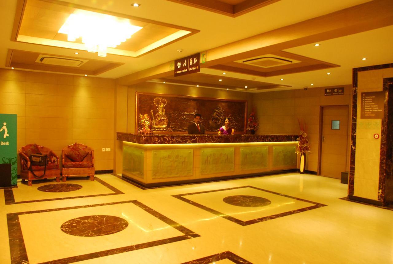 Clinton Park Inn Velankanni Exteriér fotografie